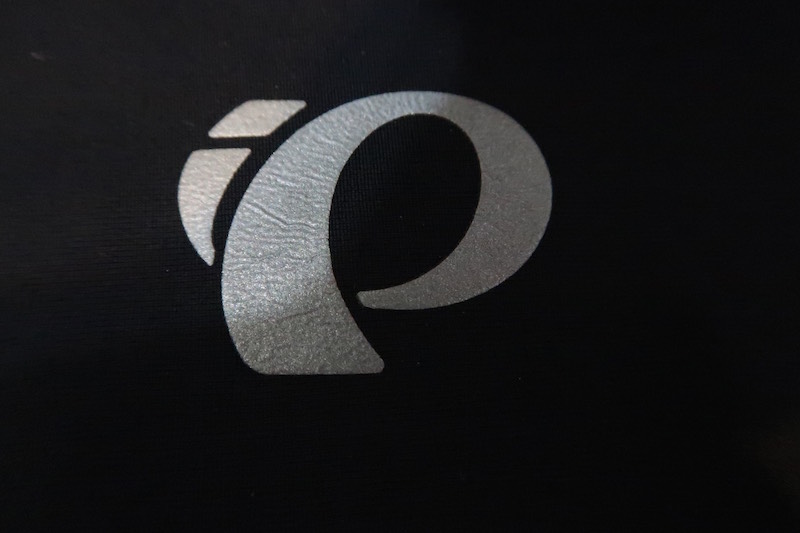 Pearl Izumi BioViz reflective Logo