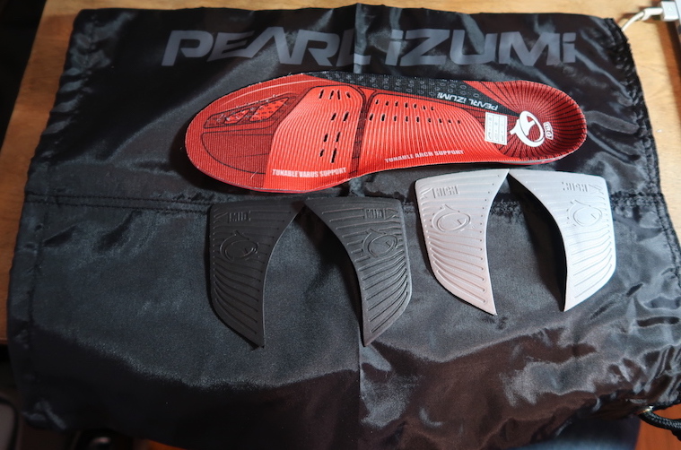 Pearl Izumi PRO Leader v4 Bag, Insert and arch support risers
