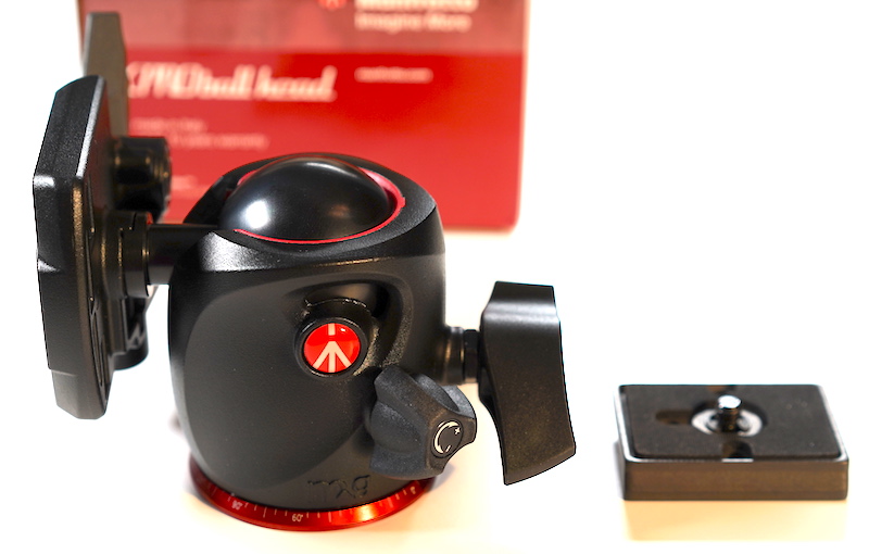 Manfrotto XPRO BHQ2 Ball Head Unboxing 3