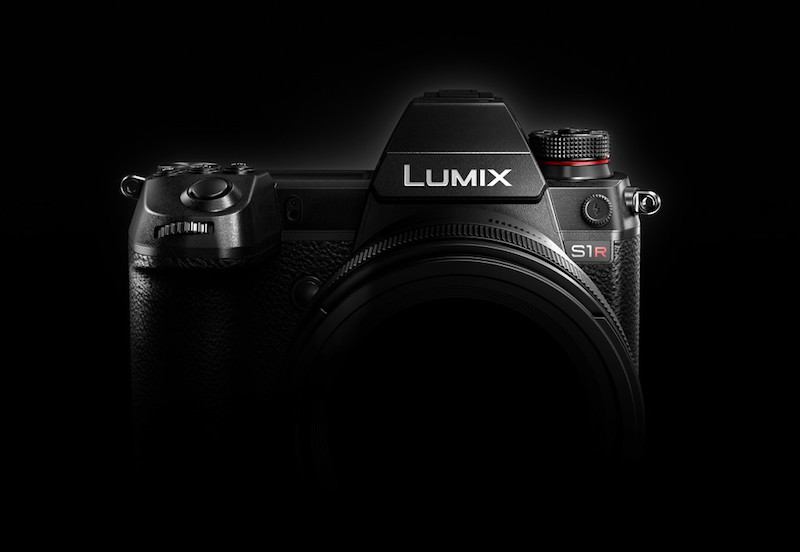 Panasonic Unveils Its First Full-Frame Lumix S1 Mirrorless Camera System