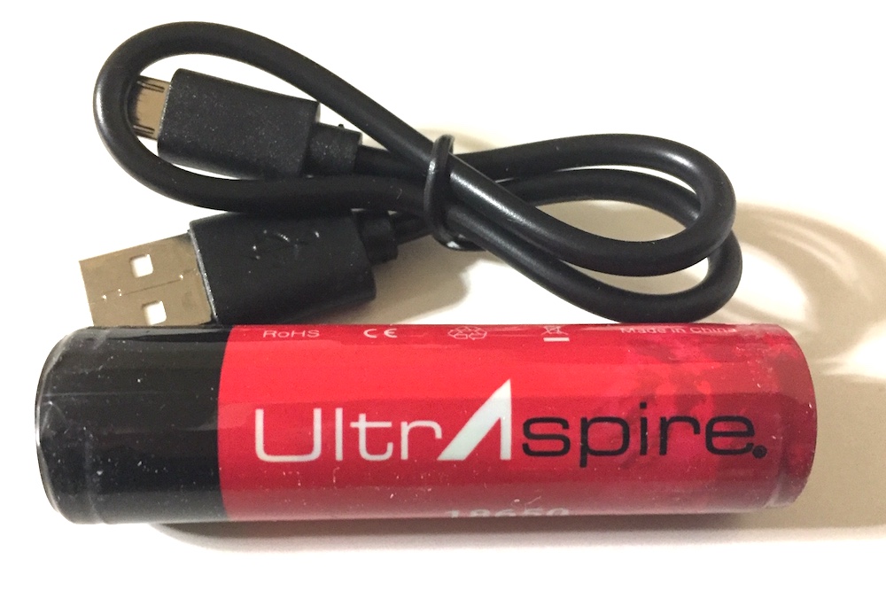 UltrAspire Lumen 3.0 Unboxing Rechargeable Battery